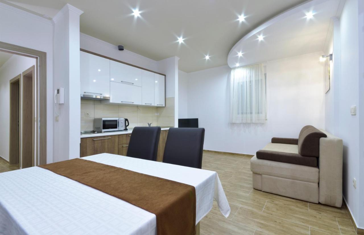 Villa Cavar, Apartments Close To The Beach Makarska Luaran gambar