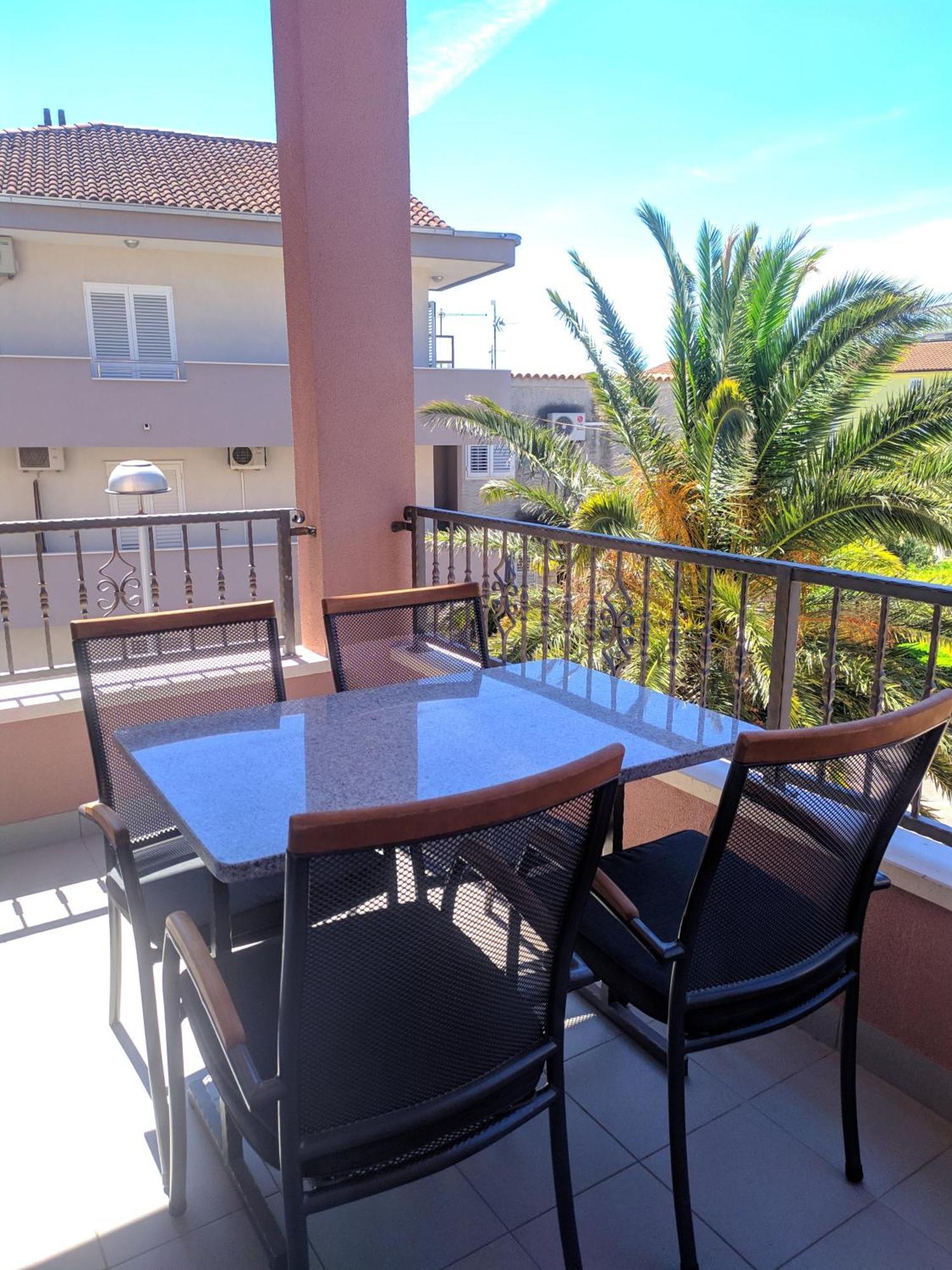 Villa Cavar, Apartments Close To The Beach Makarska Bilik gambar