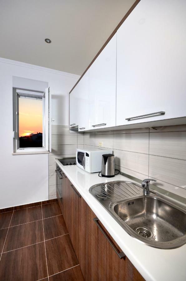 Villa Cavar, Apartments Close To The Beach Makarska Luaran gambar