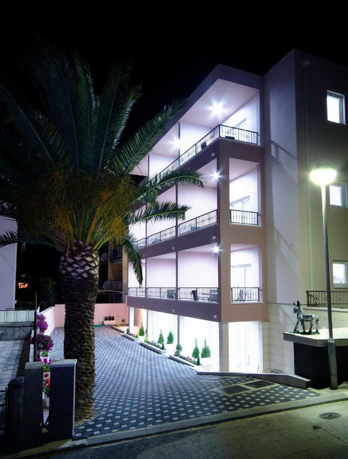 Villa Cavar, Apartments Close To The Beach Makarska Luaran gambar